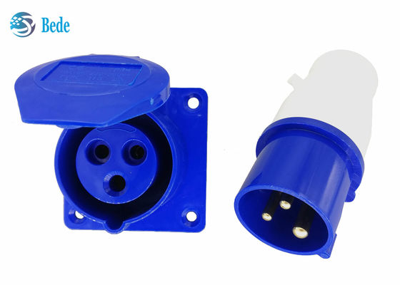 3 perni pannello industriale dei corredi dell'incavo e della spina hanno montato il tipo IP44 impermeabile 220-250V 16A
