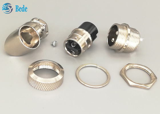 Saldatura materiale in lega di zinco maschio e femminile di GX16 2 Pin Aviation Connector Plug 90 Dehree