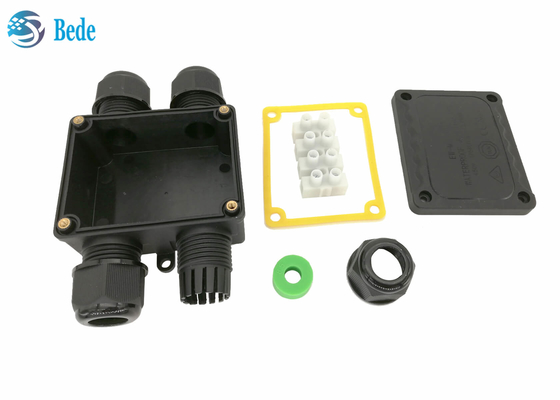 Manica impermeabile esterno IP68 450V della scatola di distribuzione del cavo della scatola di giunzione di PA 66 4