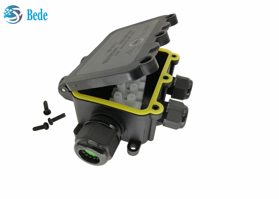 Manica resistente alle intemperie impermeabile 450V del contenitore 6 di collegamenti del cavo all'aperto della scatola di giunzione IP68