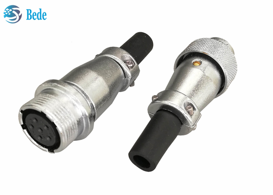 un incavo di 2 3 4 Pin Circular Connectors Plug And che mette in bacino i connettori 25A 500V