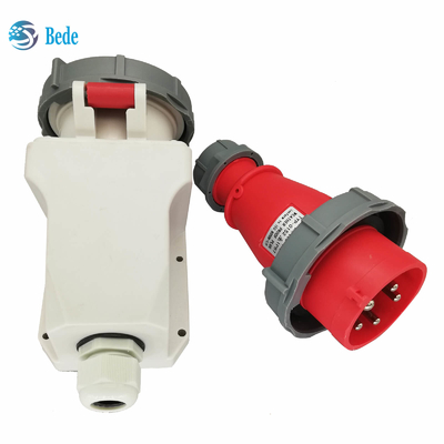Spina 3P+N+E ed incavo industriali IP67 parete di amp di AC220-415V 16 e 32 che monta tipo
