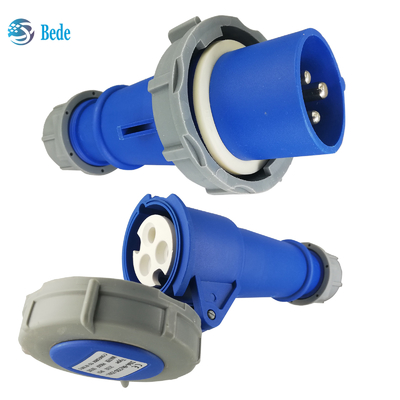 Socket industriale monofase affidabile - tensione 220V-250V 16A tipo di attracco a 3 pin