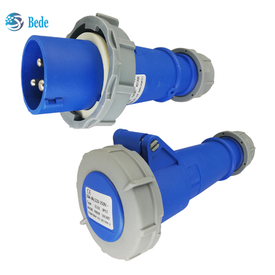 Socket industriale monofase affidabile - tensione 220V-250V 16A tipo di attracco a 3 pin